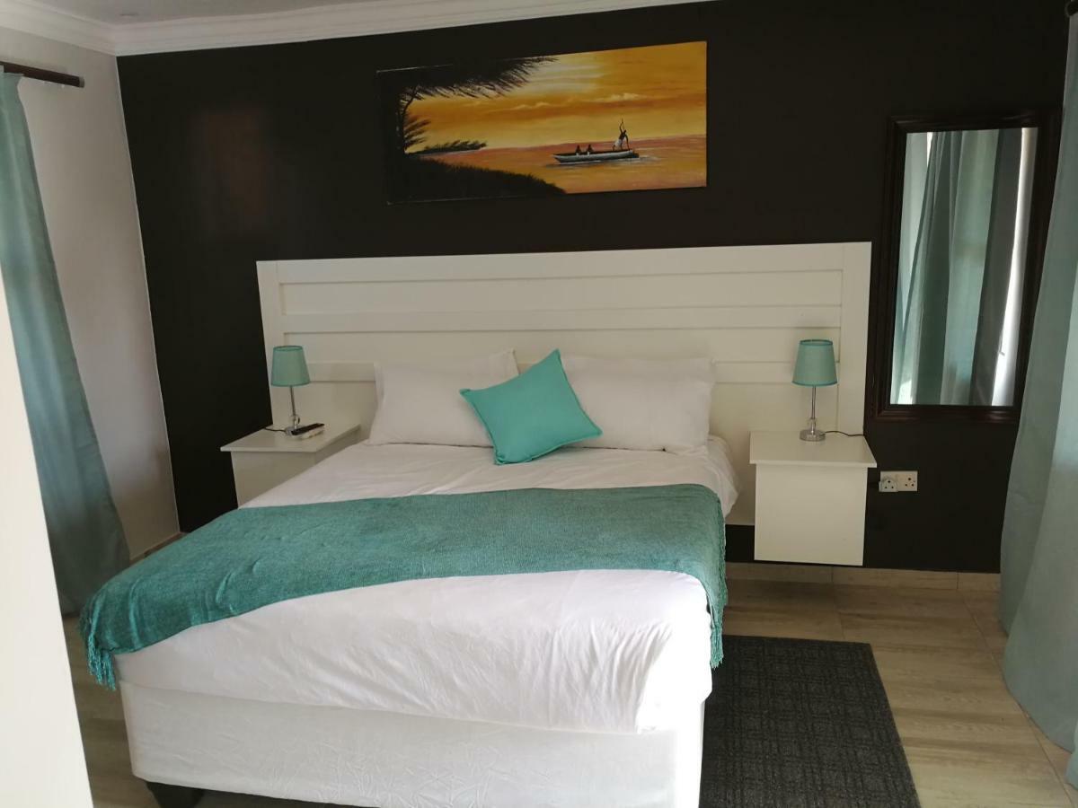 Double L Guest Lodge Palapye Exteriör bild